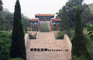 灵山聚龙洞