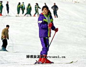 卧龙山滑雪场