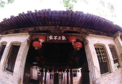 台骀庙与支锅奇石