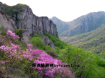 乌兰木图山