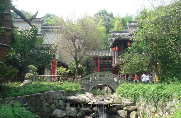 红灯笼外婆家乡村家园