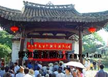 塔湖庙