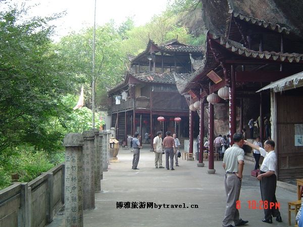 三叠岩