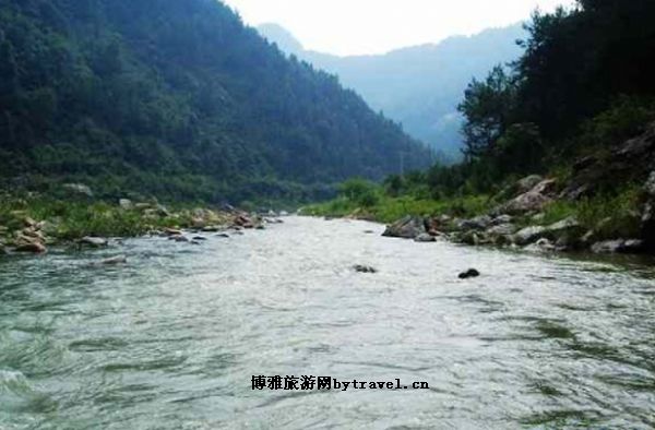 白马潭天险河漂流