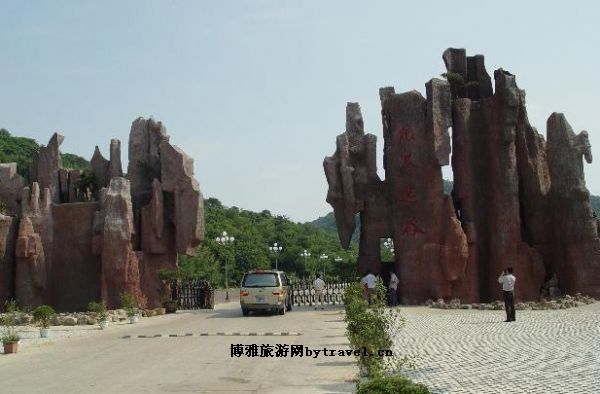 狼巷迷谷景区