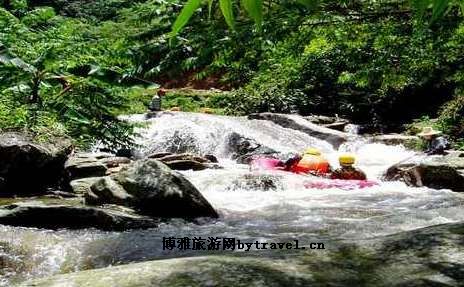 赤壁漂流
