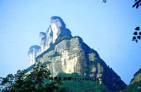 鹰嘴岩