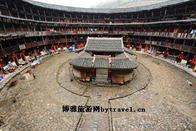 洪坑土楼群