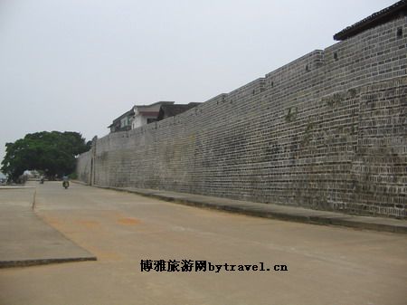 万安观澜门城墙