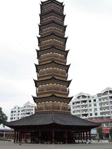 大圣持塔
