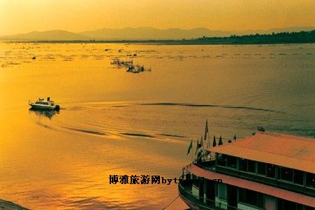 会宝湖