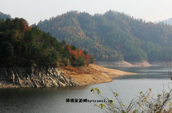 天堂湖