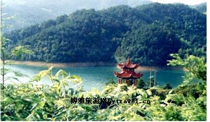 乌川湖风景区