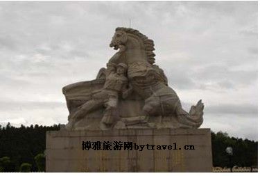 欧阳海烈士纪念碑