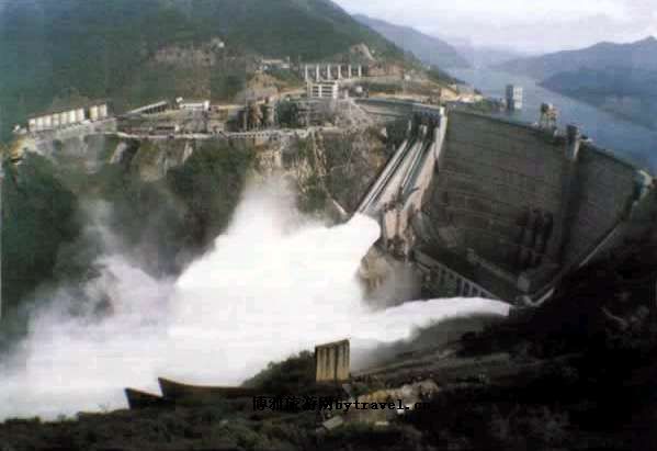 东江大坝