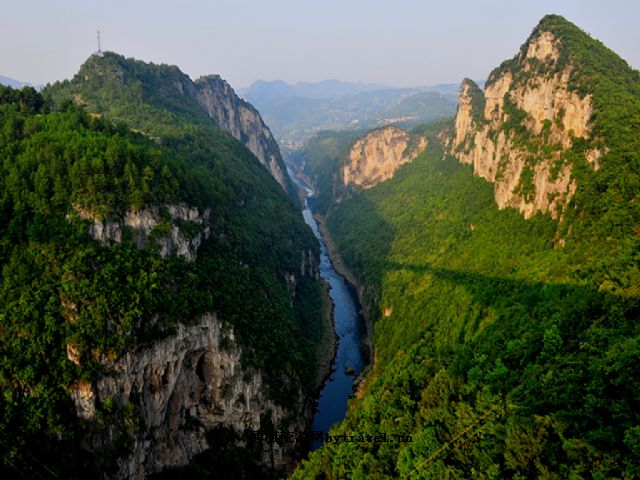 六广河大峡谷