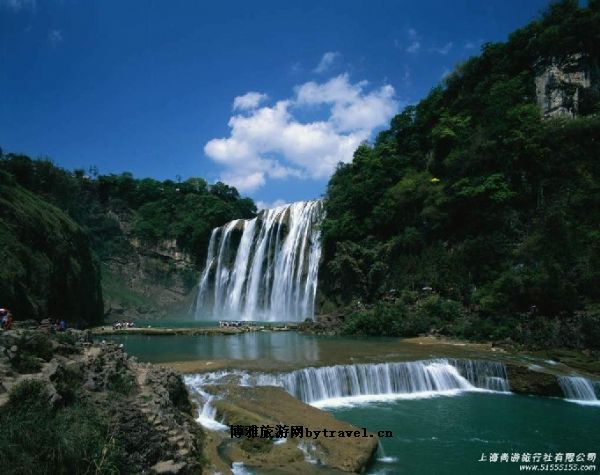 滴水滩瀑布