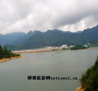 诸葛山