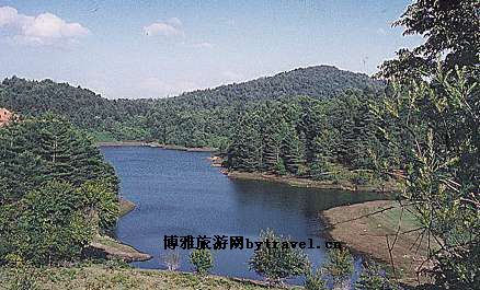 亮山生态度假旅游