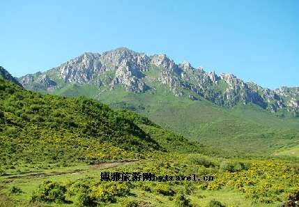 露骨山